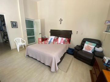 Linda Casa En Venta En Urb. El Golf
