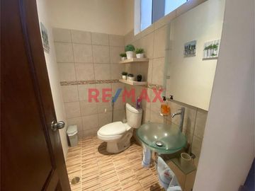 Linda Casa En Venta En Urb. El Golf