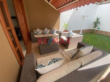 Linda Casa En Venta En Urb. El Golf