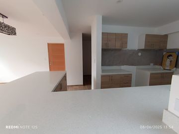 Venta Departamento de estreno 98m2 de  en San Borja