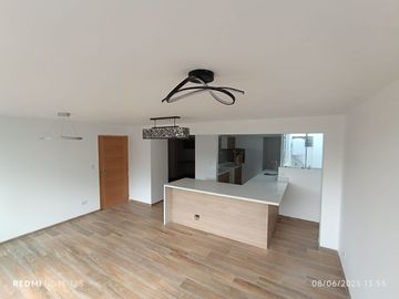 Venta Departamento de estreno 98m2 de  en San Borja