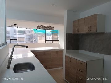 Venta Departamento de estreno 98m2 de  en San Borja