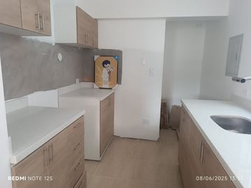Venta Departamento de estreno 98m2 de  en San Borja