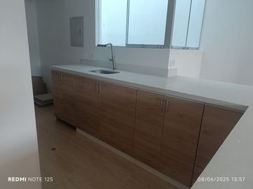 Venta Departamento de estreno 98m2 de  en San Borja