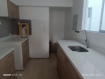 Venta Departamento de estreno 98m2 de  en San Borja