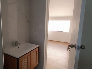Venta Departamento de estreno 98m2 de  en San Borja