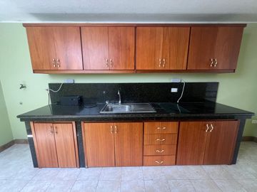 Vendo departamento 77M2, conjunto privado, Conocoto, Valle De Los Chillos