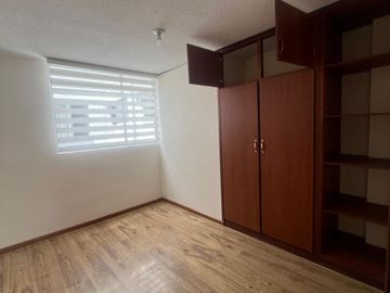 Vendo departamento 77M2, conjunto privado, Conocoto, Valle De Los Chillos
