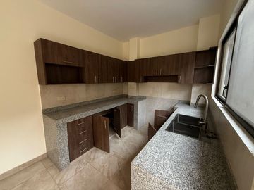 CASA NUEVA 185M2 EN GUAYACANES, PROXIMO AL PARQUE SAMANES