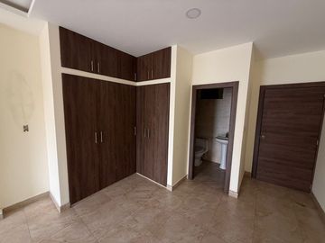 CASA NUEVA 185M2 EN GUAYACANES, PROXIMO AL PARQUE SAMANES