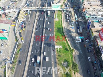Local comercial en zona de alto flujo comercial | Los Olivos