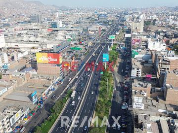 Local comercial en zona de alto flujo comercial | Los Olivos