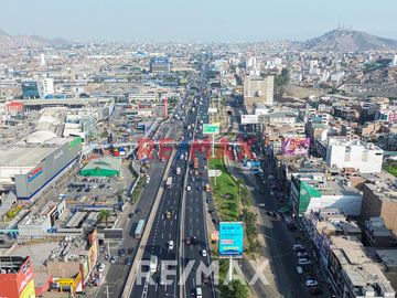 Local comercial en zona de alto flujo comercial | Los Olivos