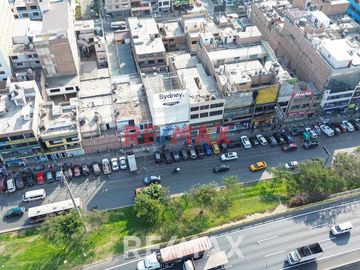 Local comercial en zona de alto flujo comercial | Los Olivos