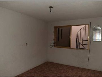 ¡PRECIO DE OPORTUNIDAD! CASA EN VENTA UBICADA EN COL. EVOLUCION, NEZAHUALCOYOTL. ¡COMPRA-VENTA!