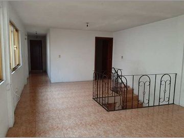 ¡PRECIO DE OPORTUNIDAD! CASA EN VENTA UBICADA EN COL. EVOLUCION, NEZAHUALCOYOTL. ¡COMPRA-VENTA!