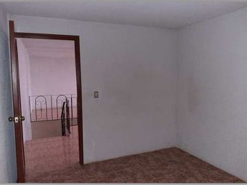 ¡PRECIO DE OPORTUNIDAD! CASA EN VENTA UBICADA EN COL. EVOLUCION, NEZAHUALCOYOTL. ¡COMPRA-VENTA!