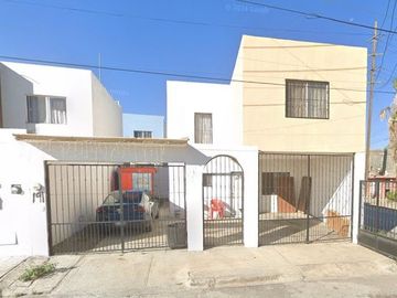 VENTA DE CASA SALTILLO COAHUILA VALLE UNIVERSIDAD