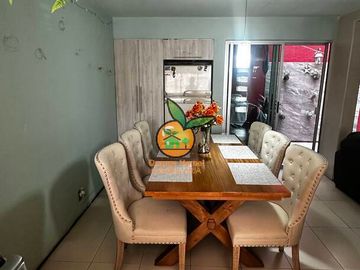 BONITA CASA REMODELADA EN COL. 8 DE JULIO, GUADALAJARA