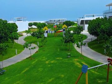 VENDO terreno de 300 m2 en La Jolla, Asia