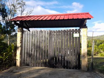 VENTA FINCA PRODUCTIVA LA CUMBRE