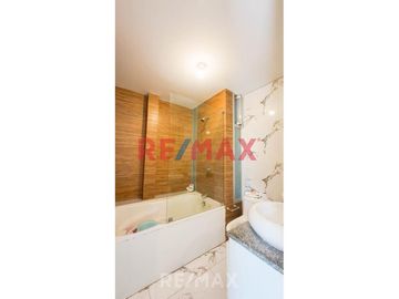 EN VENTA FUNCIONAL FLAT EN SURCO
