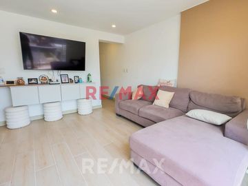 EN VENTA FUNCIONAL FLAT EN SURCO