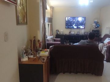 🌟 ¡VENTA DE HERMOSA CASA EN STA. ANITA - OPORTUNIDAD ÚNICA! 🌟