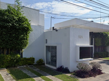 Excelente casa, muy bonita, aprovecha!!!