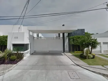 Excelente casa, muy bonita, aprovecha!!!