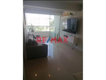 Se Vende Departamento De En Los Olivos