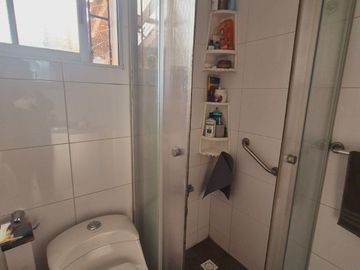 ¡gran Oportunidad! Hermosa Casa De 2 Pisos En Venta En Macul
