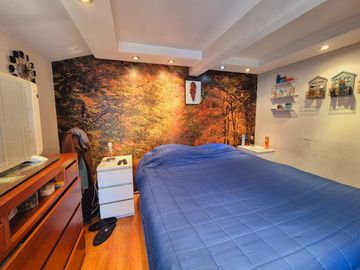 ¡gran Oportunidad! Hermosa Casa De 2 Pisos En Venta En Macul