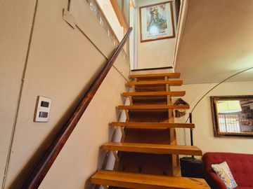 ¡gran Oportunidad! Hermosa Casa De 2 Pisos En Venta En Macul