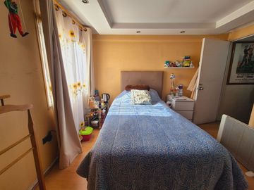 ¡gran Oportunidad! Hermosa Casa De 2 Pisos En Venta En Macul