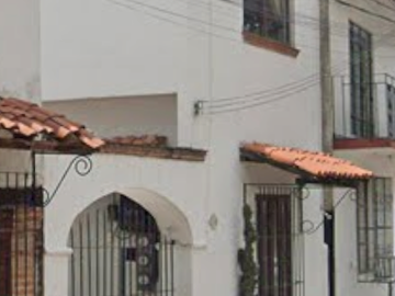 ¡Bonita casa! Adquiere esta propiedad por un costo menor