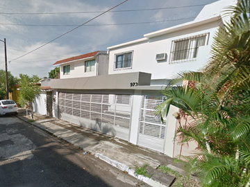 VENDO CASA EN LA FLORESTA-VER