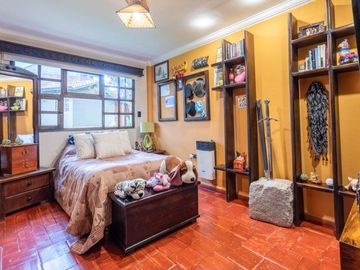 Lujosa villa en venta con 2.875m2T sector Santa María de Sayausí