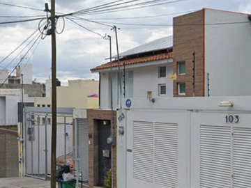 Invierte en una linda propiedad ¡Bonita casa en Ciudad Brisa!