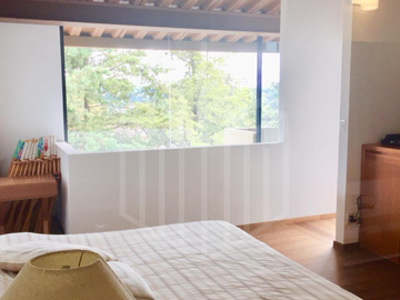 HERMOSA CASA EN CHILUCA.