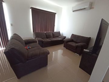 📍 Valparaíso – Casa amplia en zona familiar con entrega inmediata 🏡🔑
