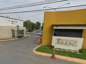 Casa en venta en San Nicolás de los Garza, Nuevo León. mm