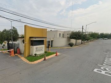 Casa en venta en San Nicolás de los Garza, Nuevo León. mm