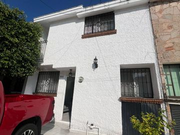 Casa en coto en Lagos del Country, Zapopan