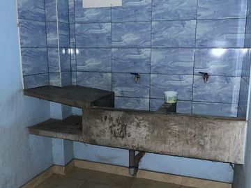 REMATO CASA DE 3 PISOS