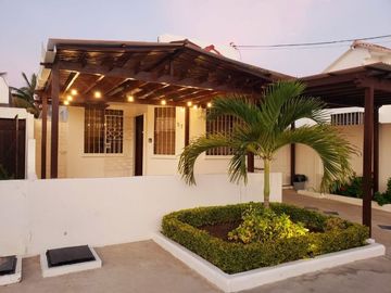 VENDO CASA EN SALINAS SEVILLA 2
