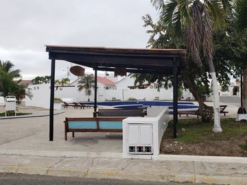 VENDO CASA EN SALINAS SEVILLA 2
