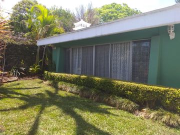 VENTA DE CASA EN UN NIVEL EN VISTA HERMOSA 