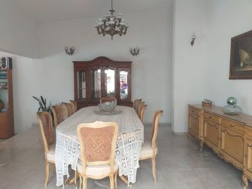 VENTA DE CASA EN UN NIVEL EN VISTA HERMOSA 