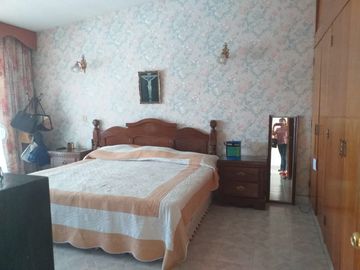 VENTA DE CASA EN UN NIVEL EN VISTA HERMOSA 